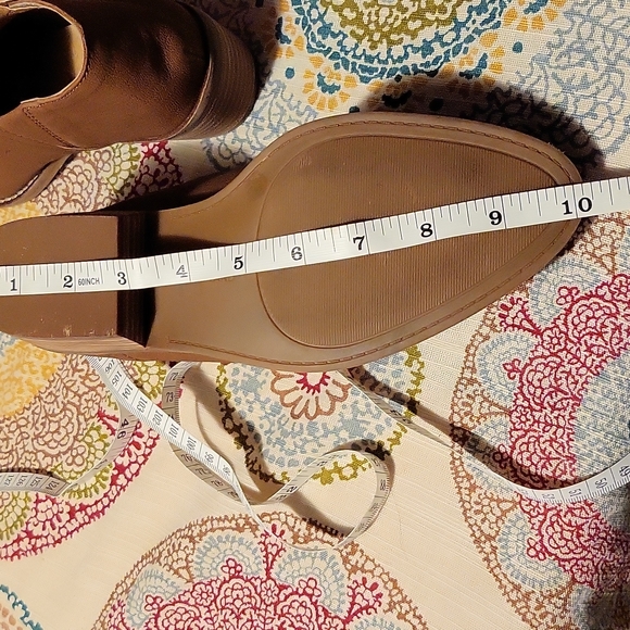 Lucky Brand Women's Almond Toe Ankle Boots Size 8.5 (Like New) - Picture 12 of 12